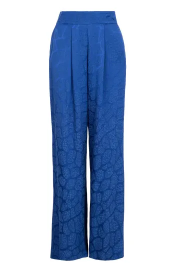Ženske pantalone širokih nogavica sa faltama 