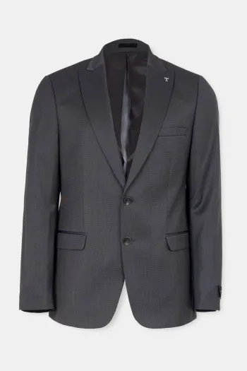 Muško elegantno odelo 